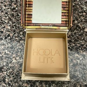 HOOLA Lite Bronzer